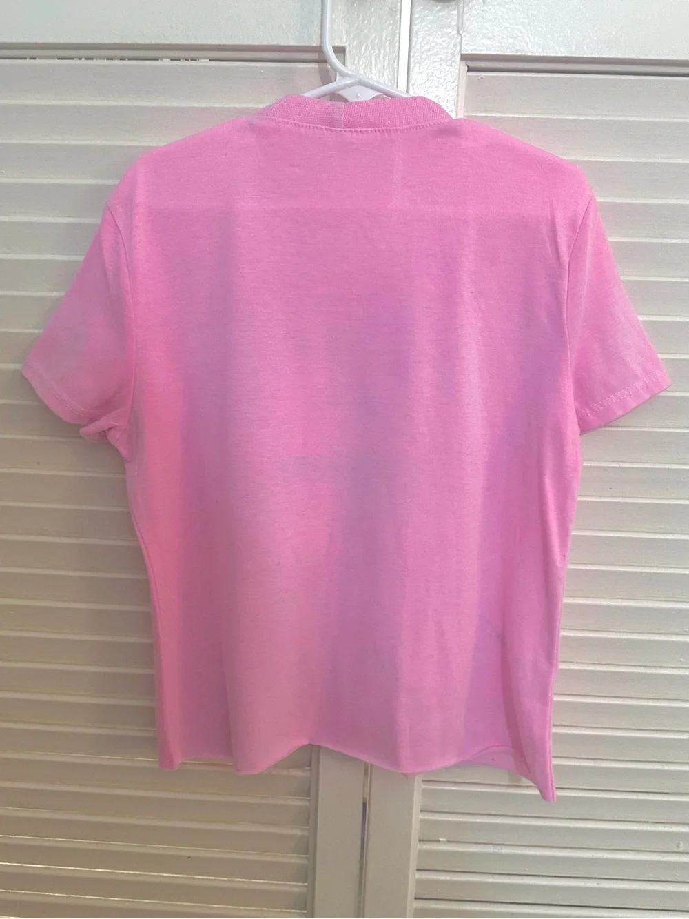 Firehouse Girl's Hot Pink Cropped Graffiti Lips Graphic T-Shirt - Size Small